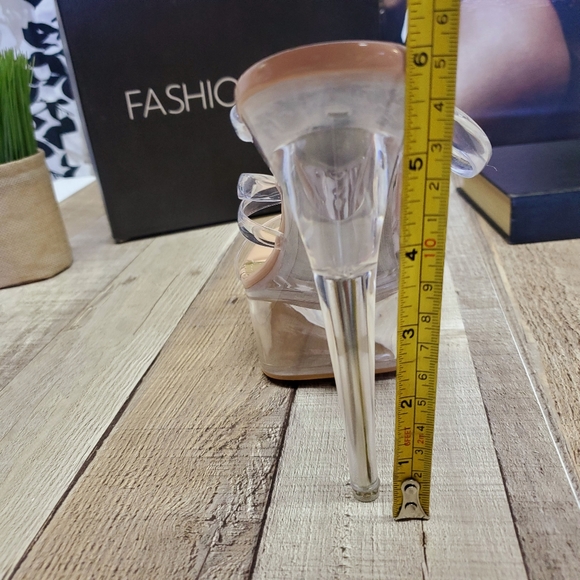 FASHION NOVA | Have A Taste (Snack) Extreme Platform Mules in Clear Nude sz 7 - Picture 9 of 12